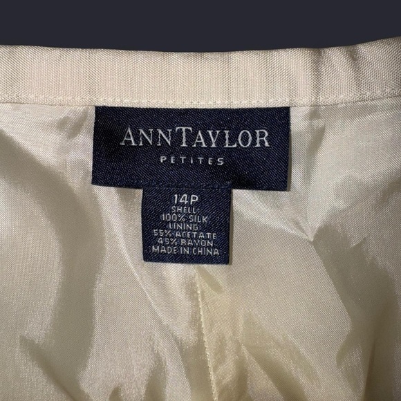 Ann Taylor Petites Pants - Size 14P - Picture 2 of 8